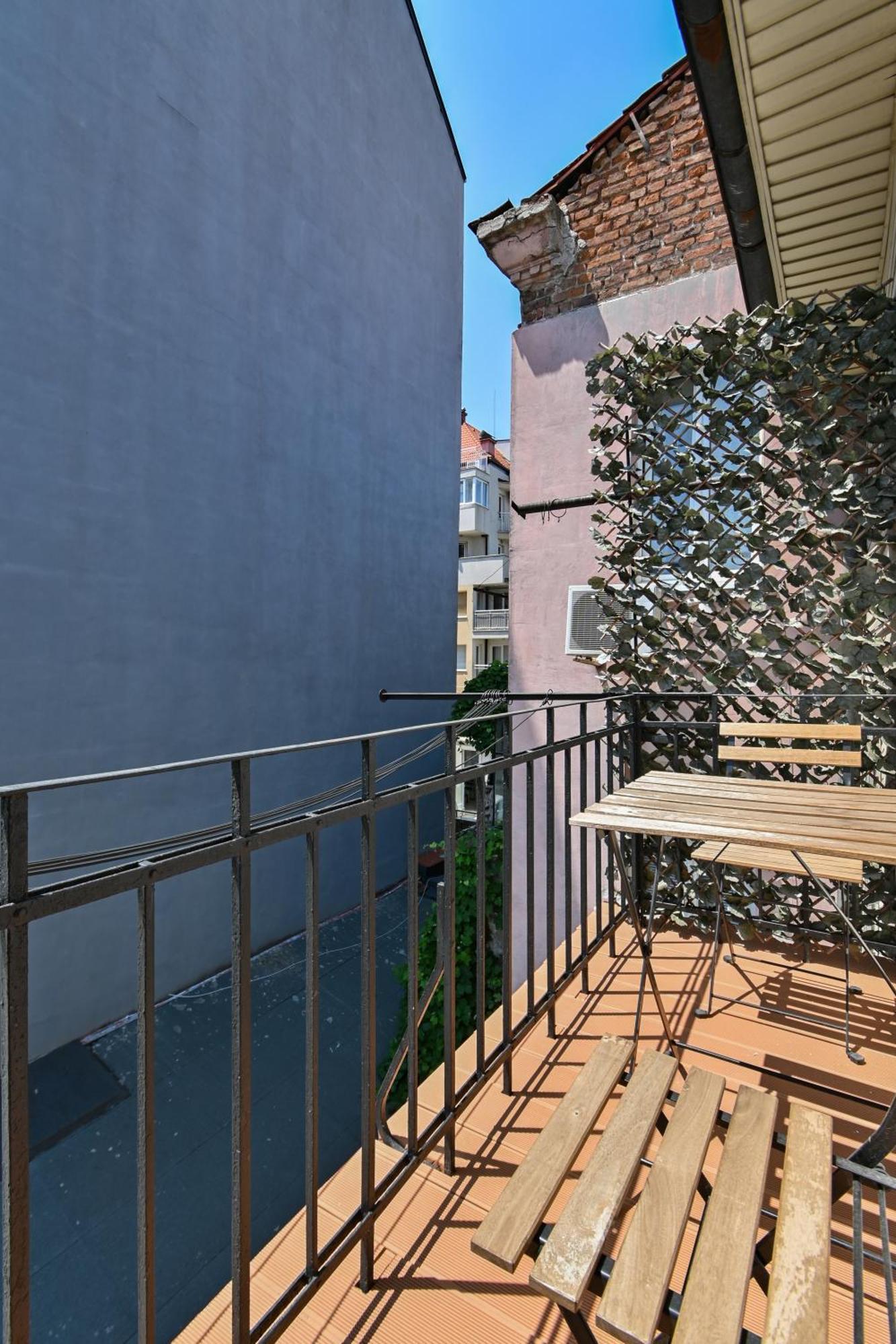 Central Sofia Luxury Apartment Kültér fotó